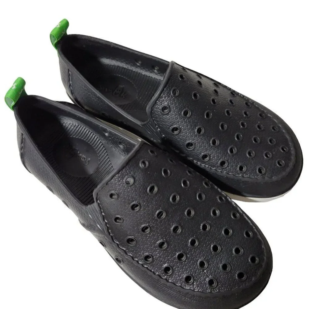 Sanuk Lil Walker Water Shoes Big Kids Size‎ 1 Youth Black Slip On Loafer Unisex